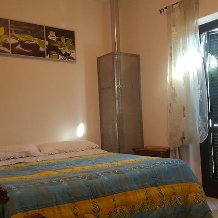 Al Fontanone Hotel Cecchina Kültér fotó
