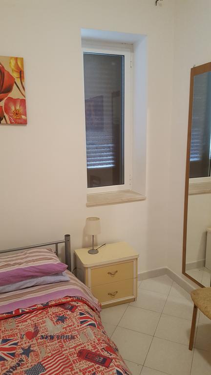 Al Fontanone Hotel Cecchina Kültér fotó