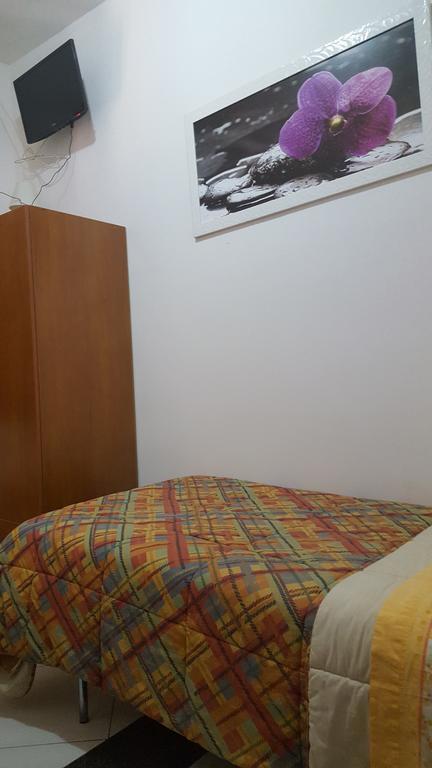 Al Fontanone Hotel Cecchina Kültér fotó