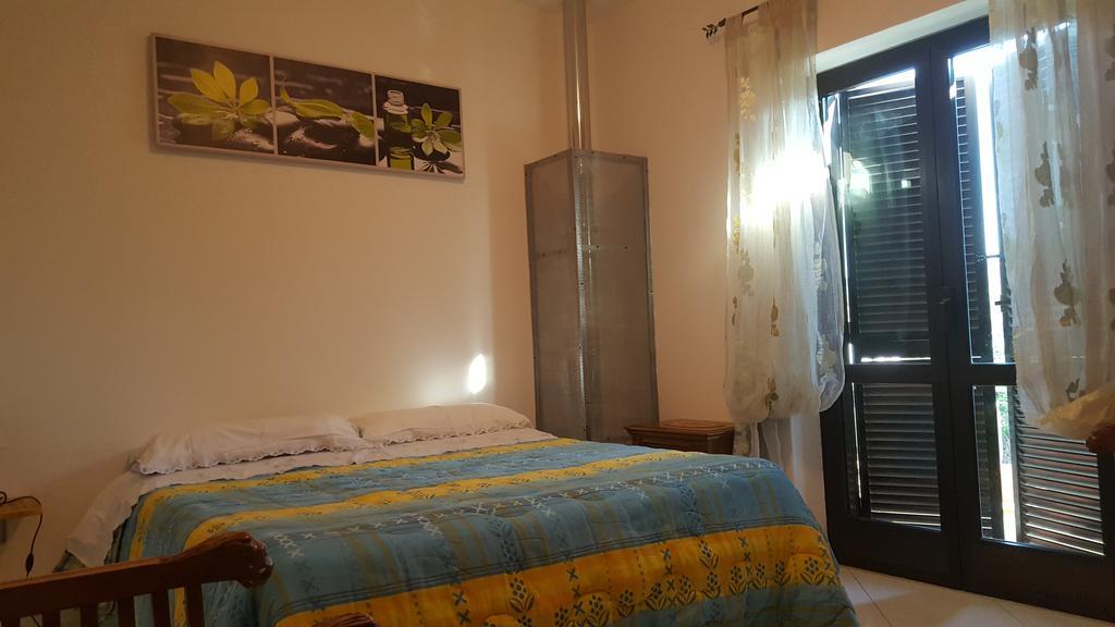 Al Fontanone Hotel Cecchina Kültér fotó
