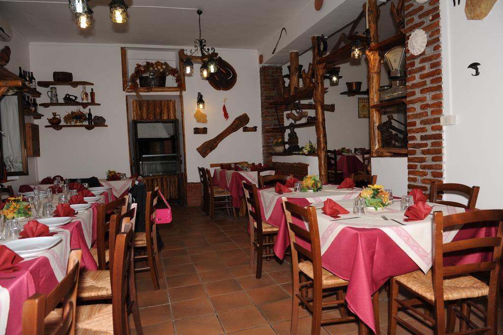 Al Fontanone Hotel Cecchina Kültér fotó