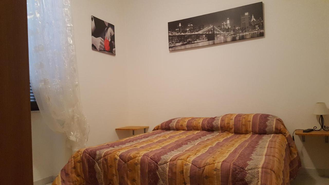 Al Fontanone Hotel Cecchina Kültér fotó